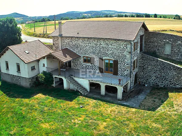 Maison 7 pièces 270 m²