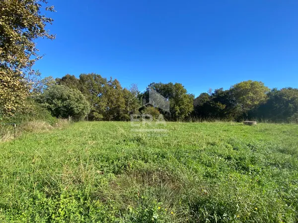 Terrain 758 m²