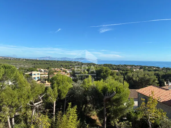 Maison 6 pièces 240 m²