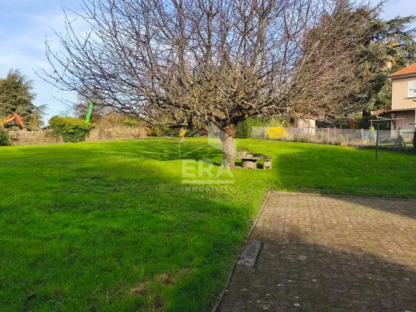 Terrain 1350 m²