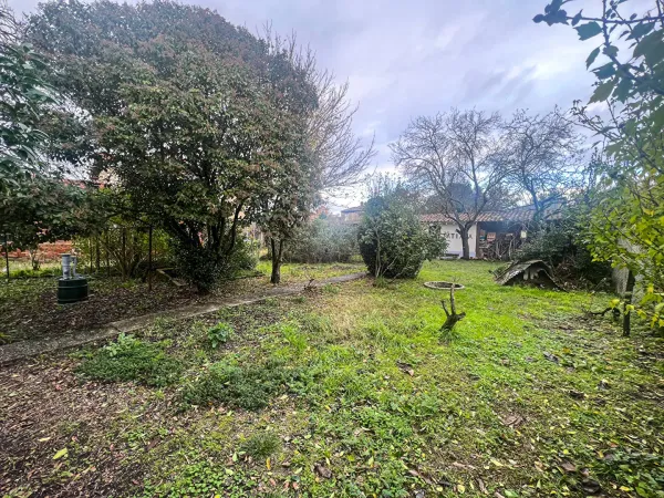 Terrain 516 m²