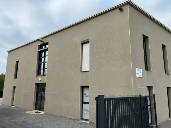 Bureau 4 pièces 85 m²