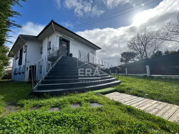 Maison 10 pièces 222 m²