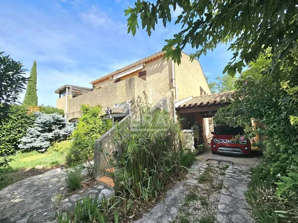 Maison 6 pièces 140 m²