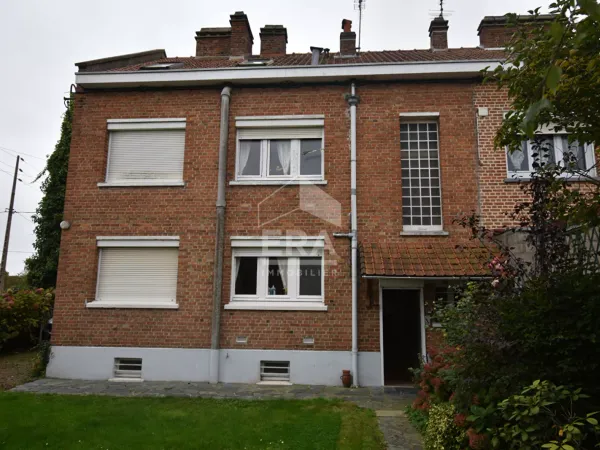 Maison 10 pièces 182 m²