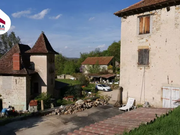 Maison 10 pièces 300 m²