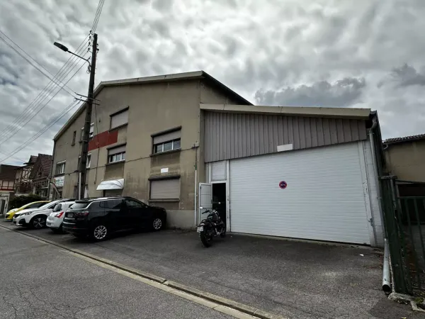 Local d'activité 640 m²