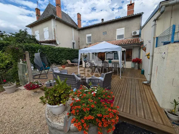 Maison 8 pièces 182 m²