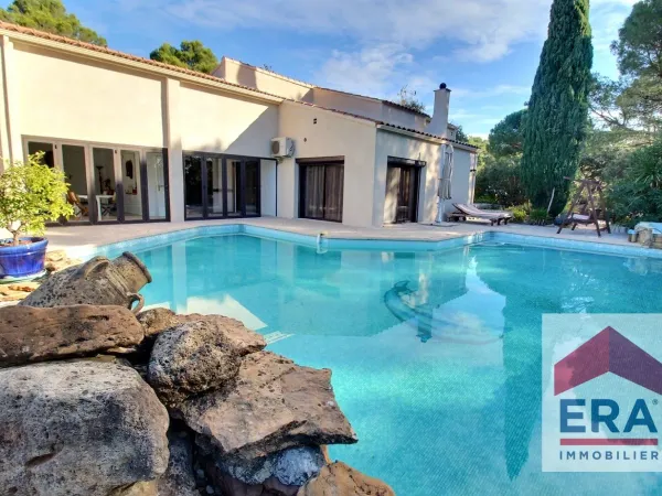 Maison 8 pièces 205 m²