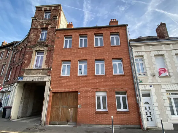 Immeuble de rapport 15 pièces 260 m²