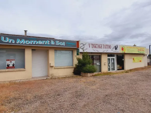 Local commercial 383 m²