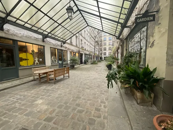 Local 1 pièce 26 m²