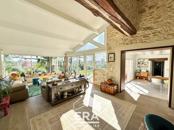 Maison 7 pièces 250 m²