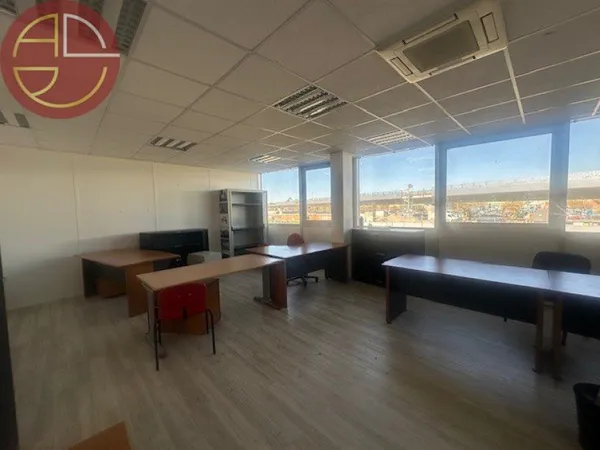 Bureaux 358 m²