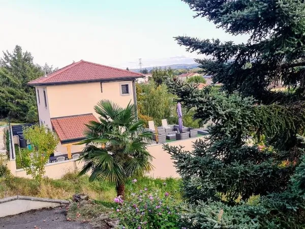 Maison 5 pièces 102 m²