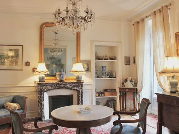 Appartement 7 pièces 170 m² 