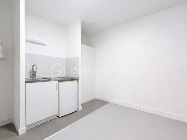 Appartement 1 pièce 11 m² 