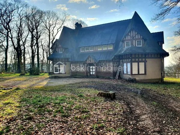 Maison 8 pièces 245 m² 