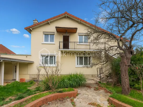Maison 7 pièces 473 m² 