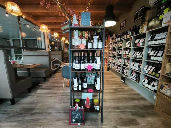 Fonds de commerce 2 pièces 99 m² 