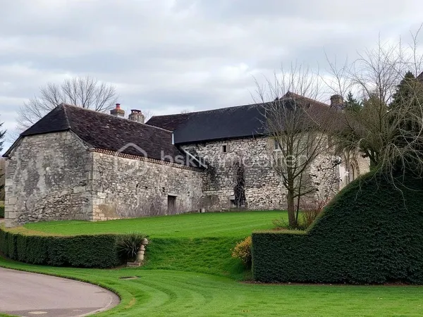 Maison 1 pièce 150 m² 