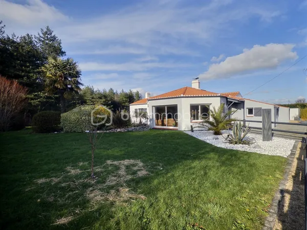 Maison 6 pièces 136 m² 