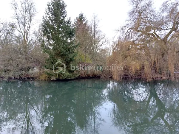 Terrain 4584 m² 