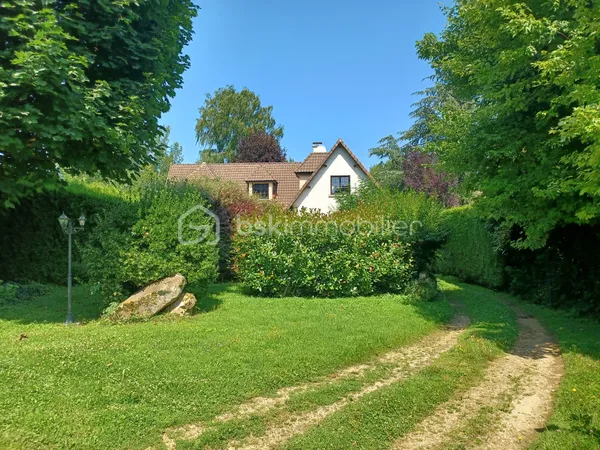Maison 8 pièces 173 m² 