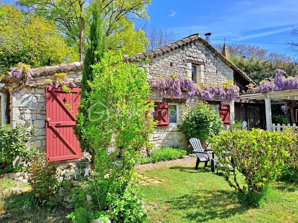 Maison 5 pièces 77 m² 