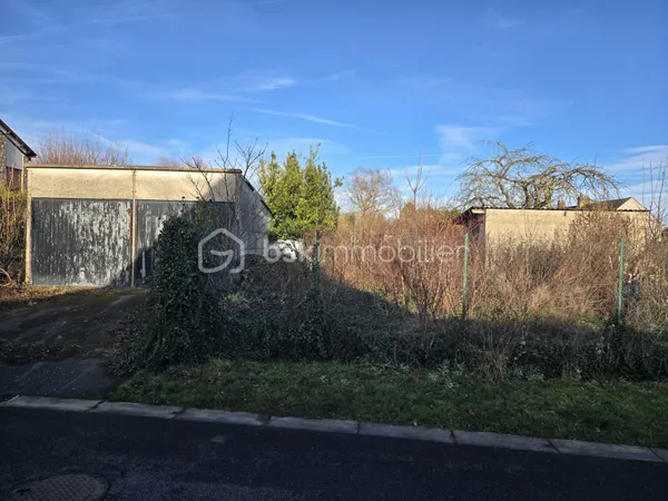 Terrain 763 m² 