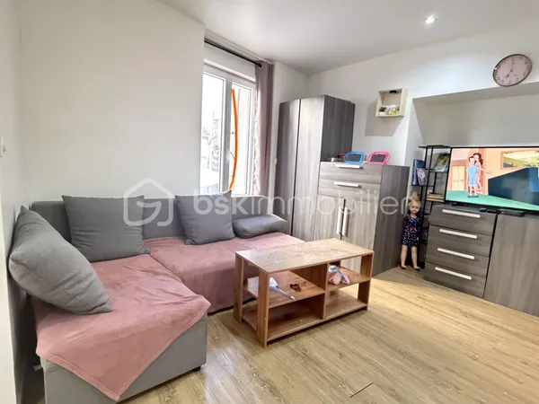 Studio 1 pièce 28 m² 