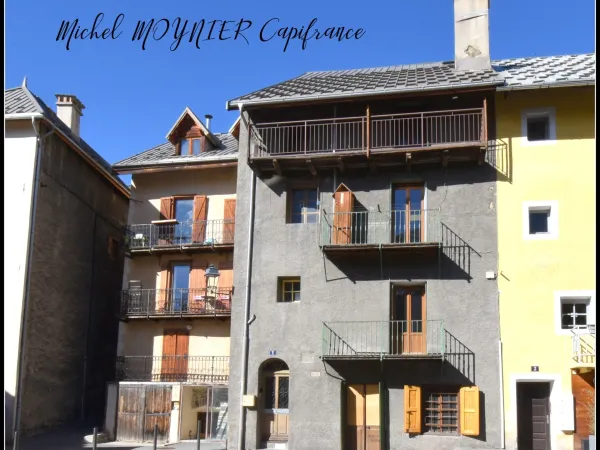 Immeuble 7 pièces 368 m²