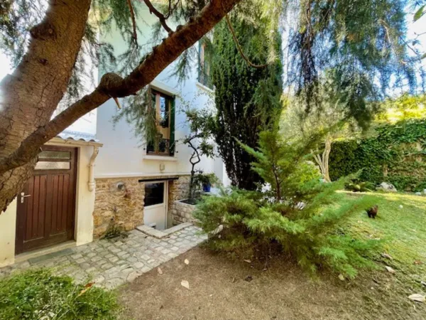 Maison 5 pièces 85 m²