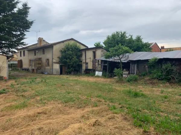 CHASSENET ANCIENNE FERME A RENOVER