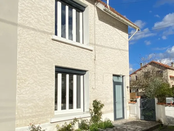 Ruelle. Maison 80 m² avec jardin