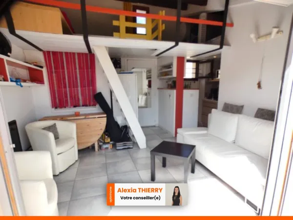 Pinède. Appartement 2 pièces mezzanine