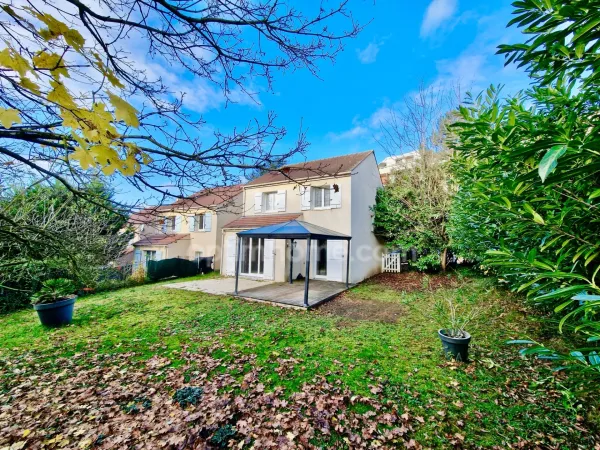 Maison 4 chambres + garage double