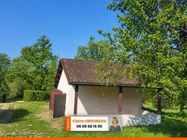 CROIGNON - Bâtiment à rénover 140m2.