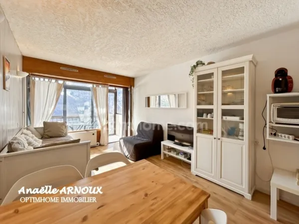 Studio 1 pièce 24 m²