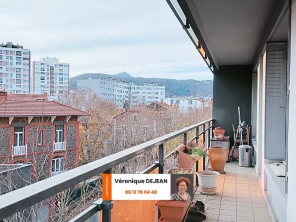 Appartement T4 - 102 m² - Clermont-Ferrand centre (Place de Jaude, Les Salins) - Balcon, parking, as