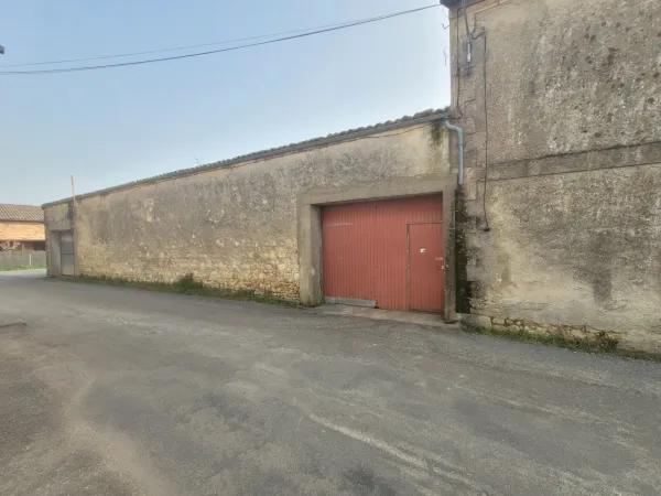 Immeuble 1 pièce 130 m²