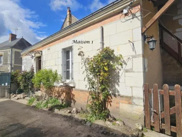 Ensemble immobilier GENNETEIL (49)
