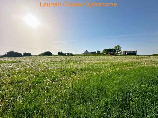 Terrain 4834 m²