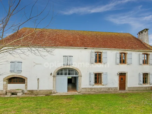 Proche de SAUVETERRE DE BEARN