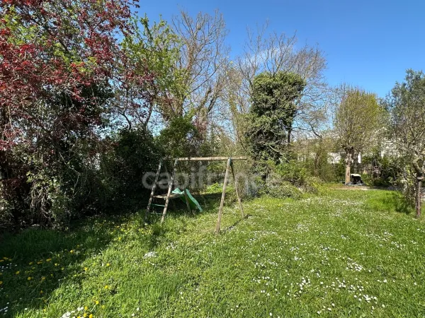 Terrain 428 m²