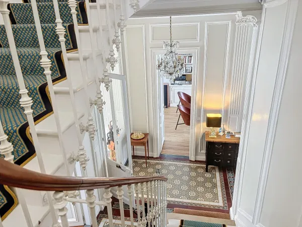 Maison 13 pièces 334 m²