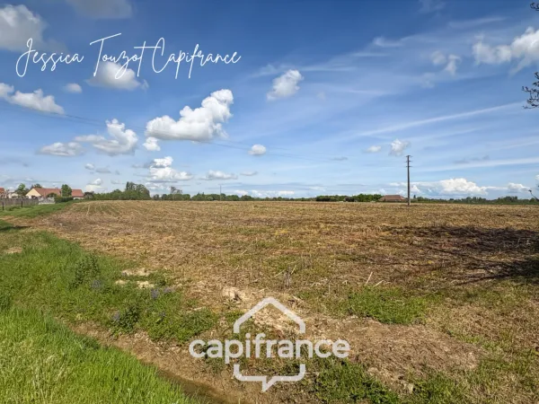 Terrain 8765 m²