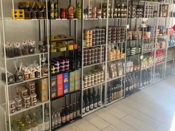 Fonds de commerce 2 pièces 100 m²