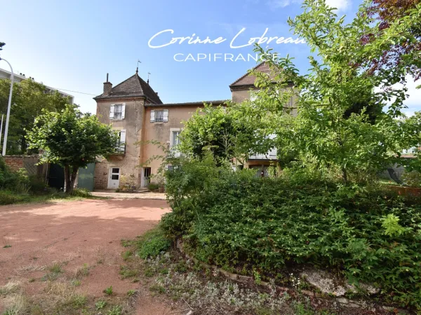 Maison 11 pièces 280 m²