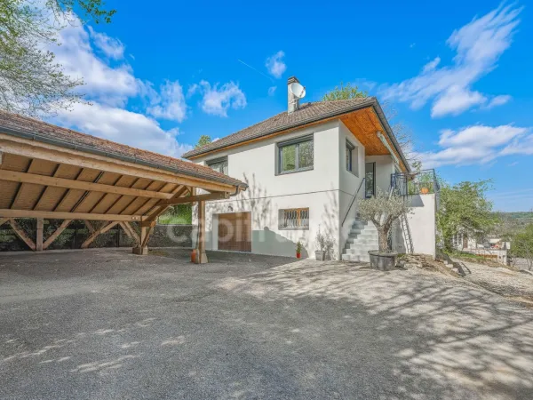 Maison 6 pièces 141 m²
